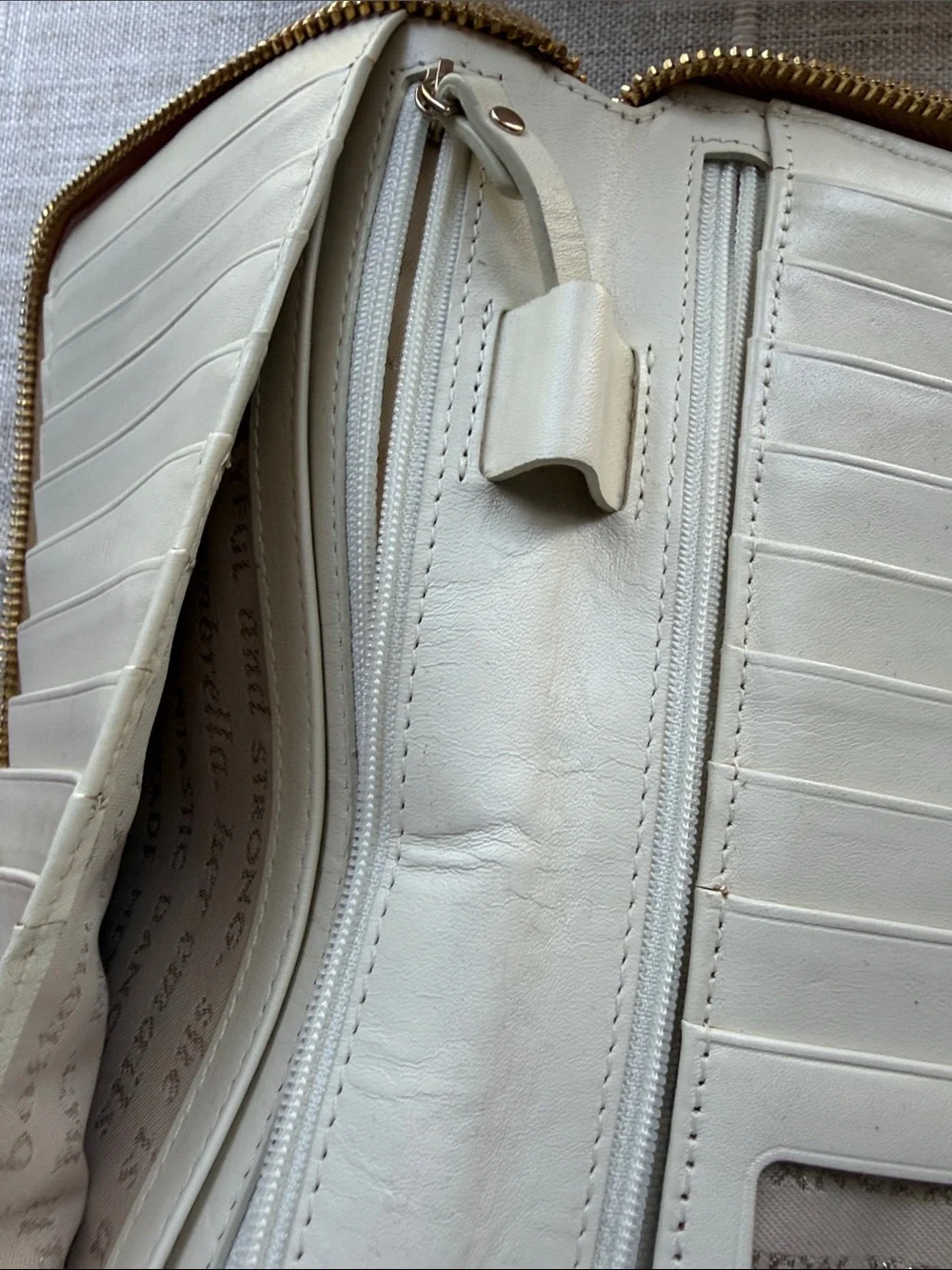 Gold Zip-Around Women's Wallet - Designer Style - Picture 3 of 7
